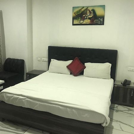 Hotel Sai Orchid Moradabad Exteriör bild